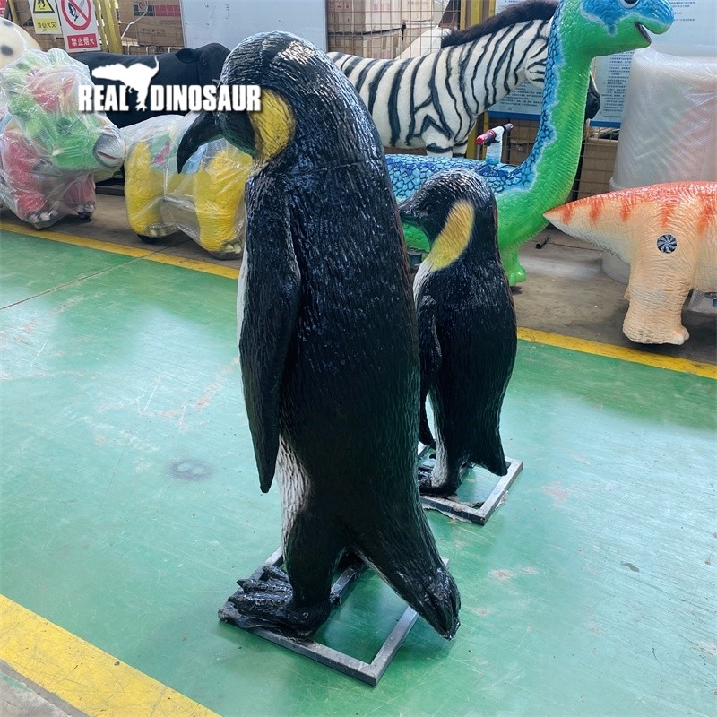 Animatronic Penguin Factory - Life Size Amusement Park Models