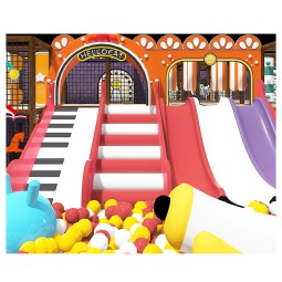 Indoor Playground Factory - 2025 Castle Theme Maze Playland