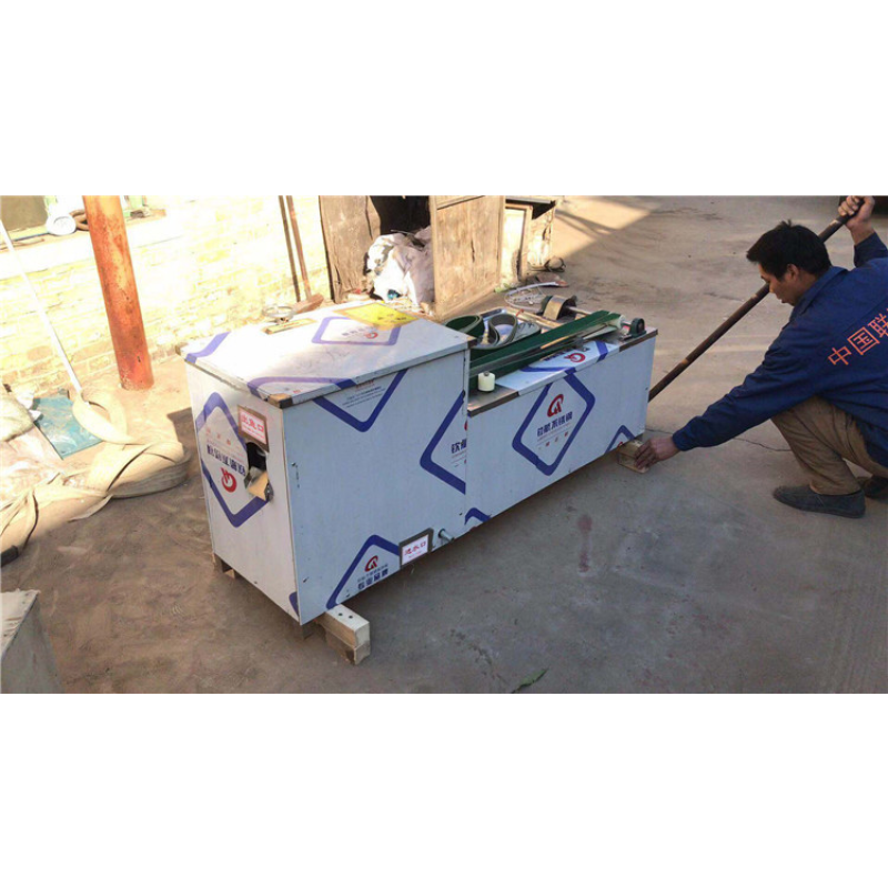 Fish Gutting Machine Manufacturer - Small Table Top Automatic Fish