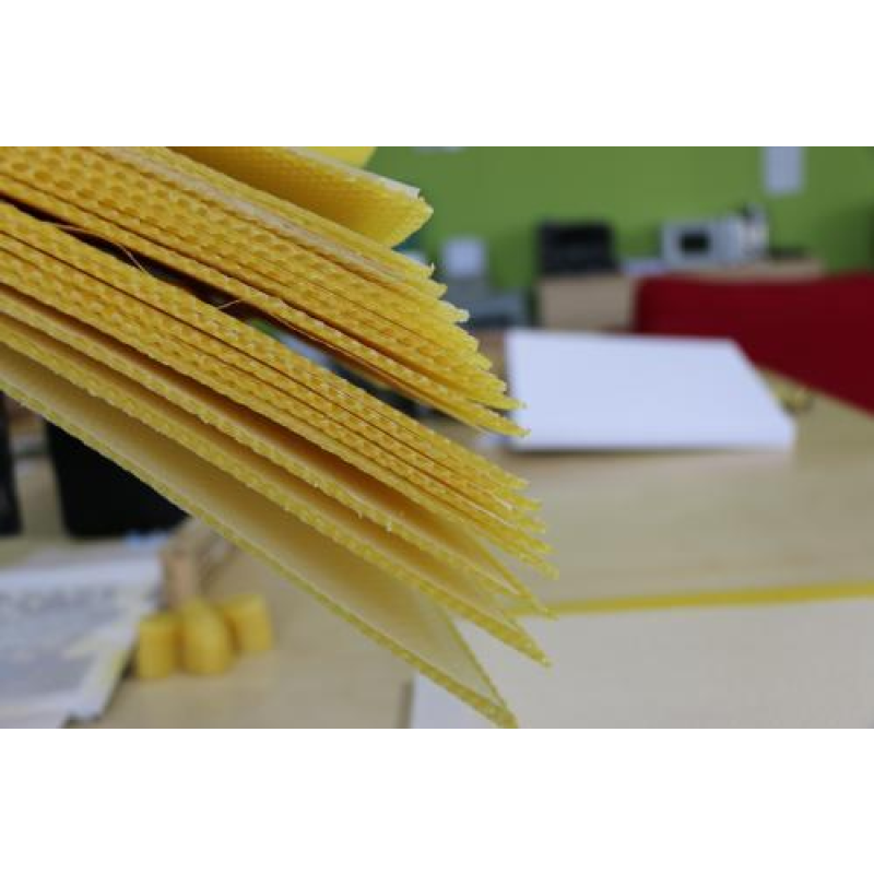 Beeswax Machine Manufacturer - Electric Beeswax Foundation Machine Manual