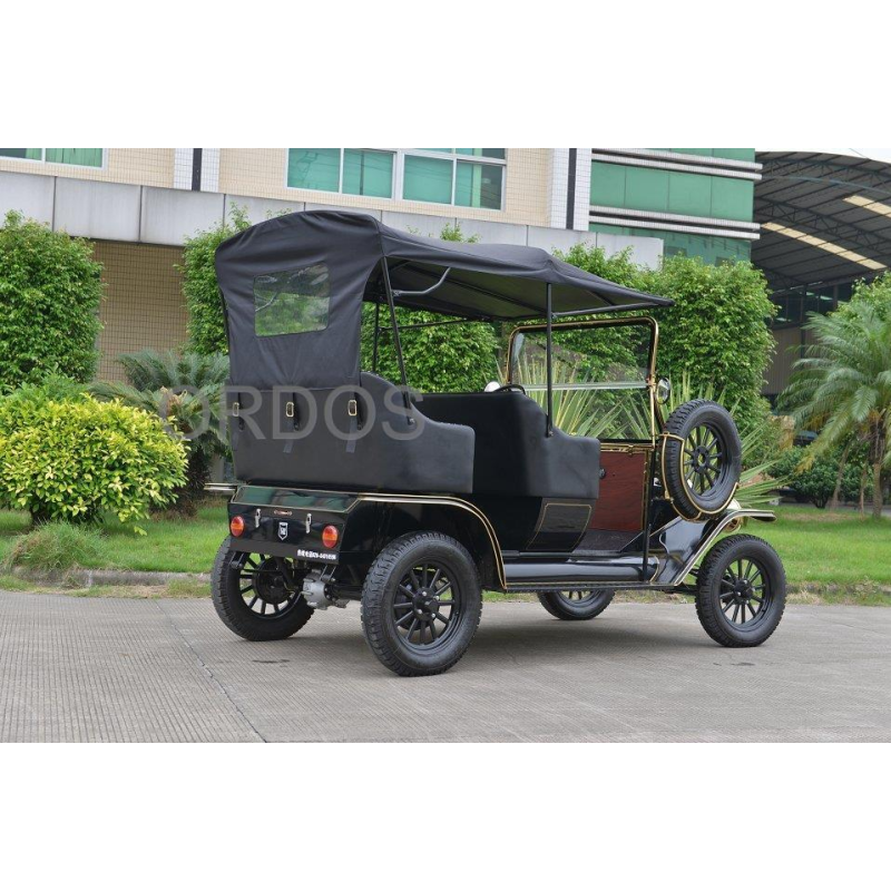 Vintage Car Manufacturer - Vintage Car Photoshoot Service Equipment
