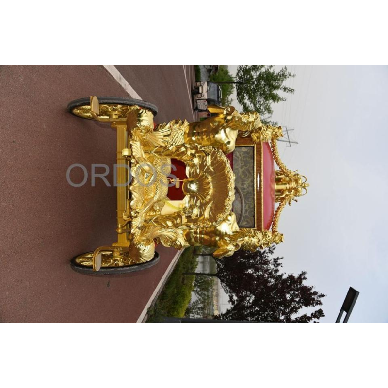 Gold Carriage Manufacturer - Royal 8 Gold Carriage Horse Drawn