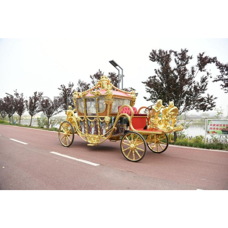 Gold Carriage Manufacturer - Royal 8 Gold Carriage Horse Drawn