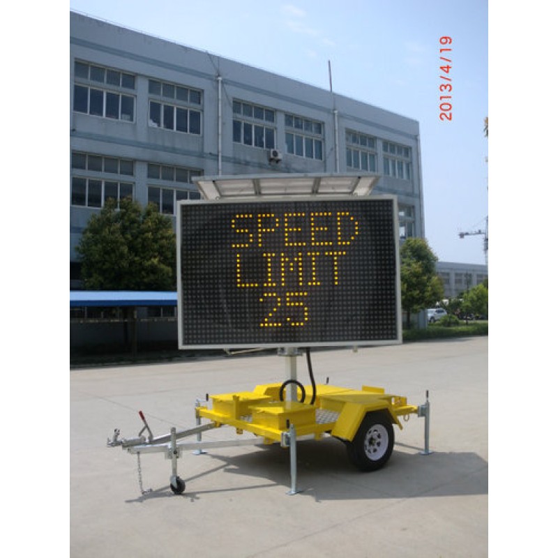 VMS Trailer Factory - LED Sign 400 Amber Color Display