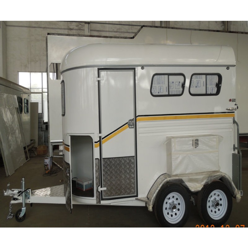 Horse Trailer Manufacturer - Straight Load Deluxe Camping Float