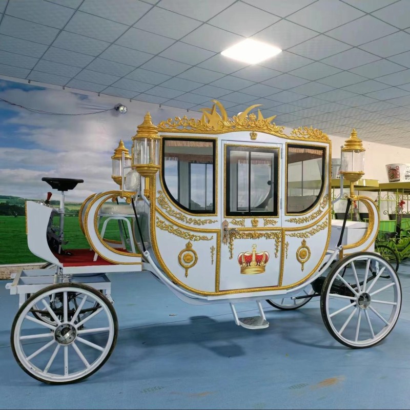Gold Carriage Factory - Royal 8 Horse Electric