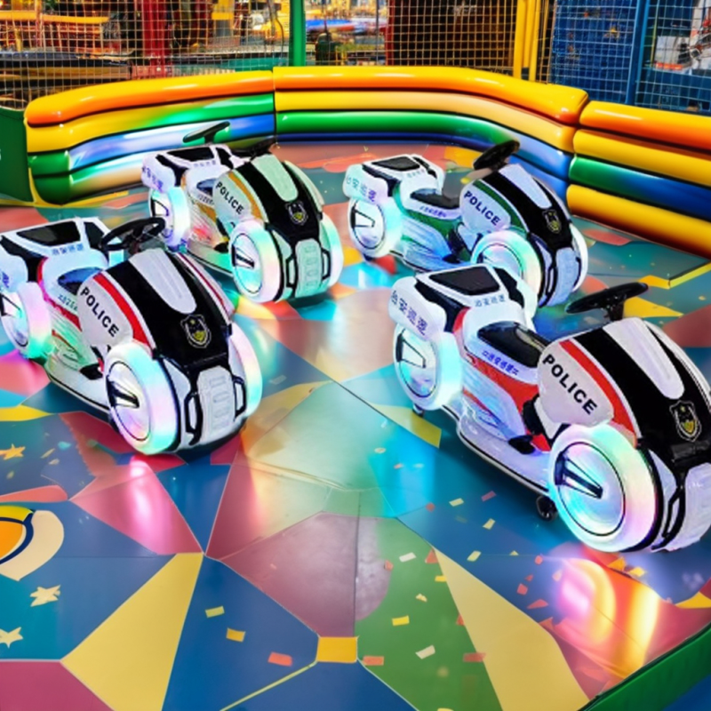 Bumper Car Manufacturer - Fiberglass Remote Control Motorboat