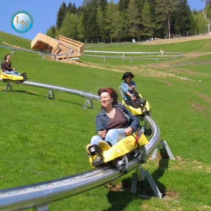Grass Skiing Ride Factory - Hillside Grassland Sliding Equipment