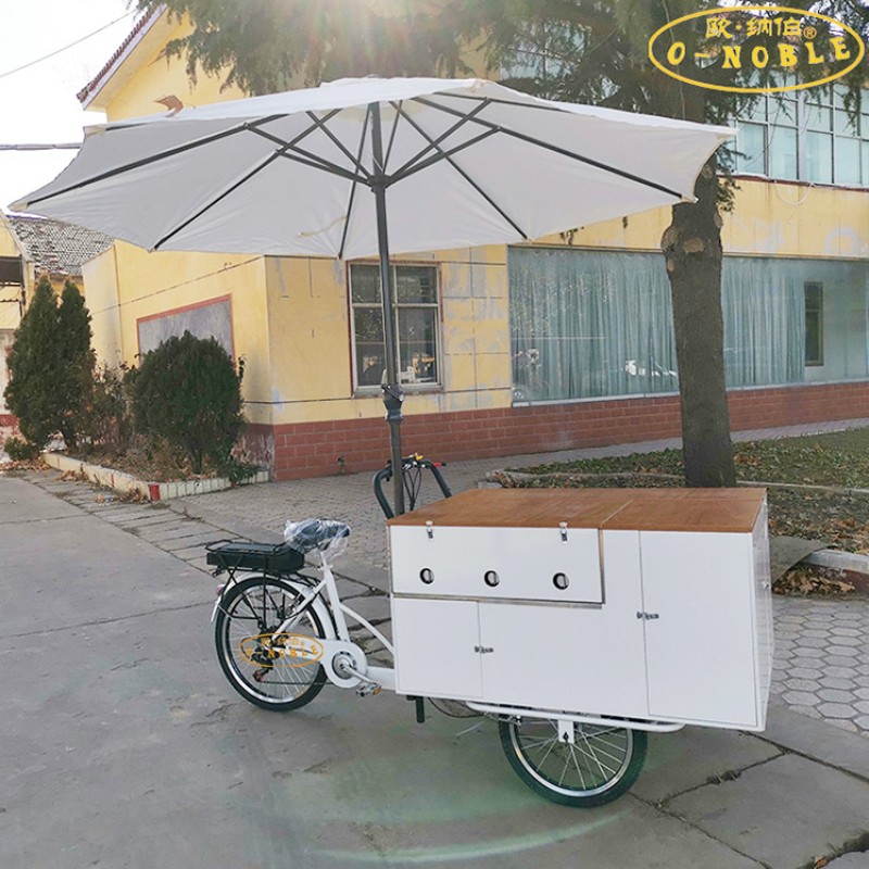 Gourmet Bicycle Manufacturer - Retro Three Wheel