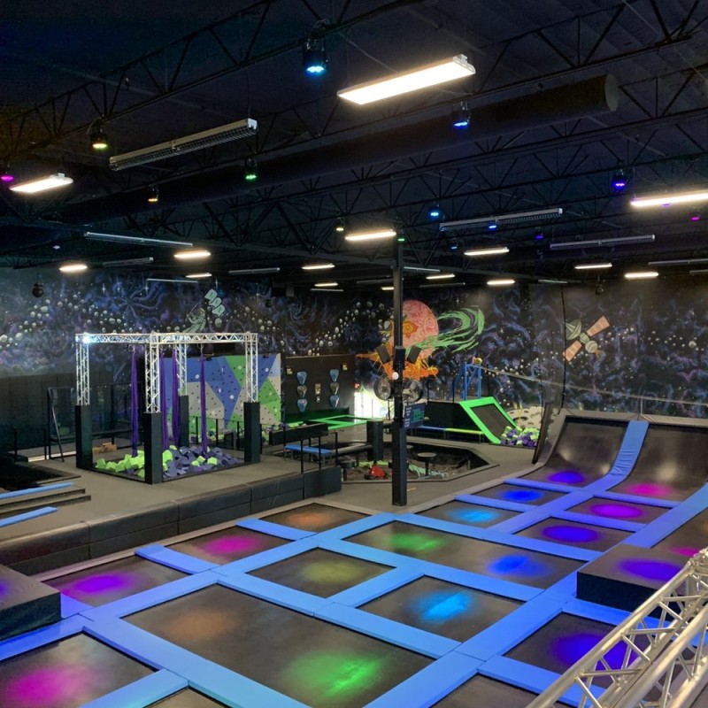 Bouncy Castle Supplier - OEM Custom Commercial Design