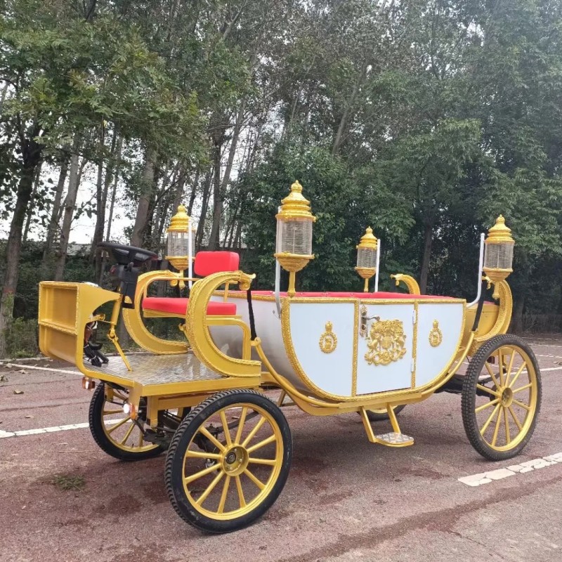 Christmas Carriage Factory - OEM Custom Lighted Design