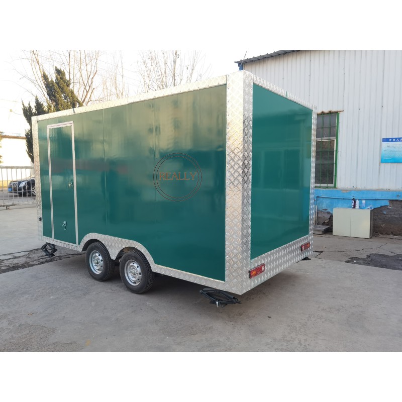 Horse Trailer Manufacturer - 3 Horse Angle Load Trailer