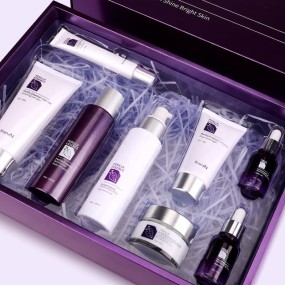 Top Sale ODM OEM Lightening Nourishing Perilla Essence Skin Care Set for Beauty Care