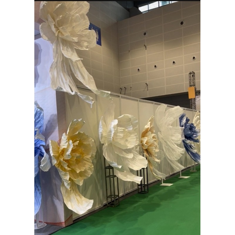 Giant Paper Flower Factory - Handmade Wedding Backdrop