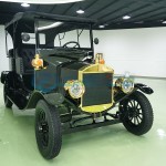 Classic car/ Vintage car