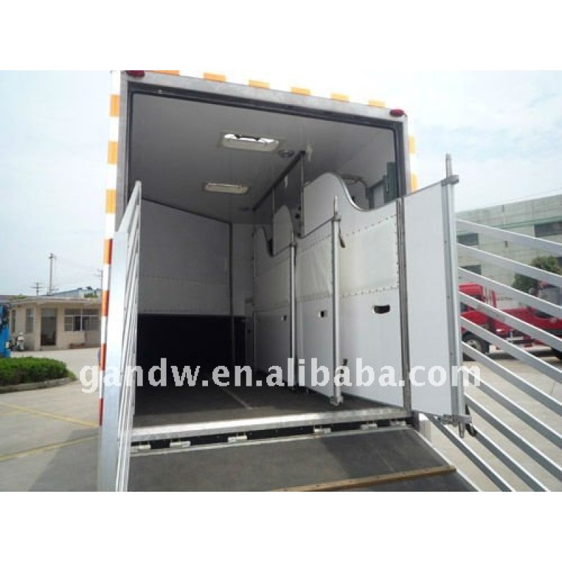 Horse Carriage Manufacturer - EU Style 3 Horse Trailer