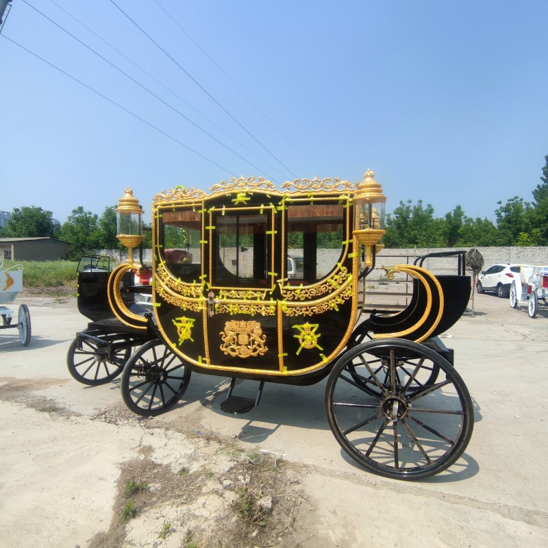 Tourist Cart Manufacturer - Luxury Horse Drawn Carriage