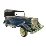 Vintage(sightseeing) car