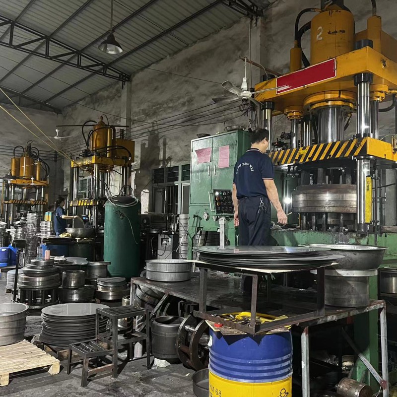 Restaurant Car Factory - Three Deck Plastic Commercial Service