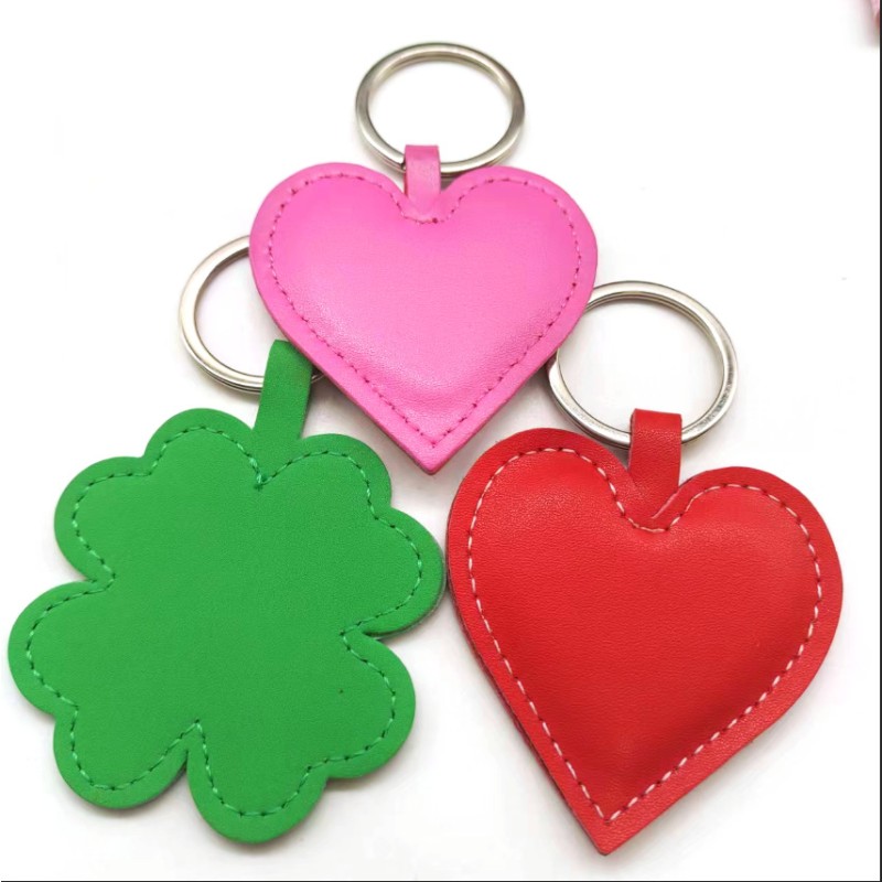 Leather Keychain Factory - OEM Custom Heart-shaped Pendant