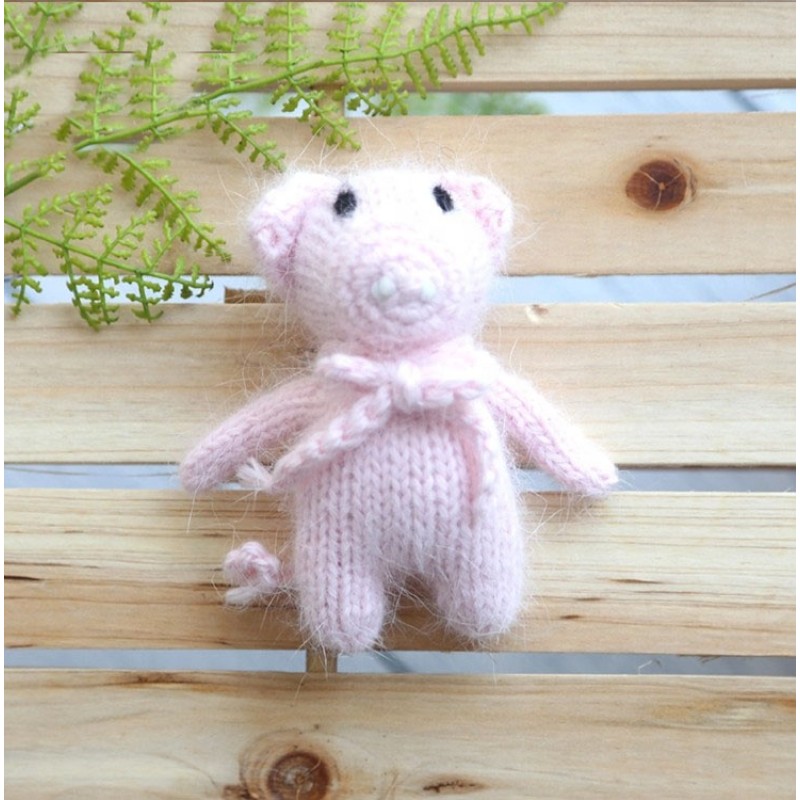 Crochet Toy Factory - Knitted Bear Photo Prop