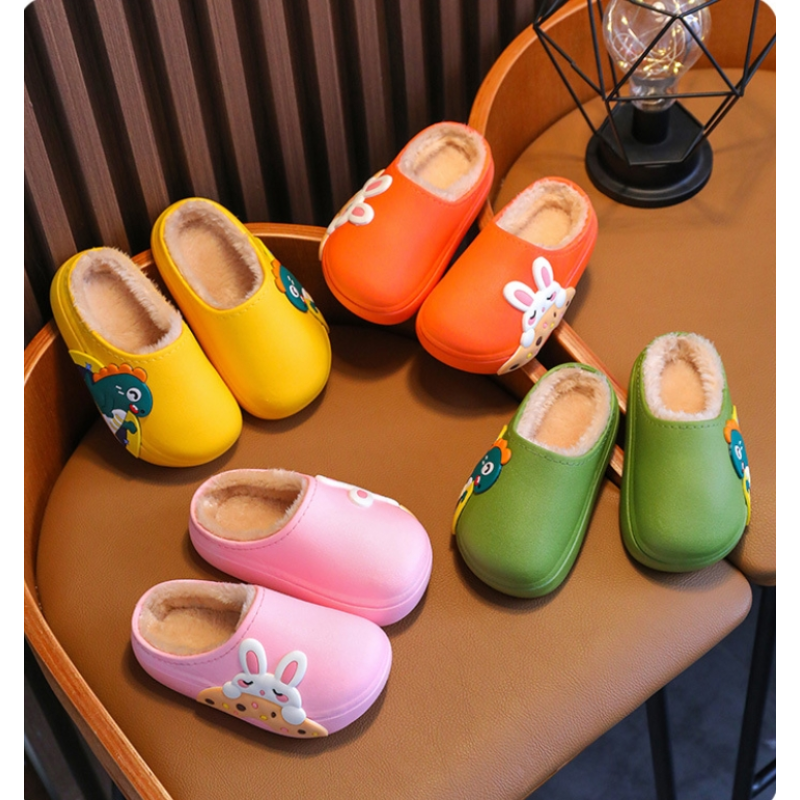 Baby Slippers Factory - Cartoon Dinosaur Plush Slippers