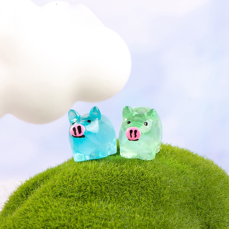 Resin Animal Ornaments Manufacturer - OEM Custom Luminous Pig Design