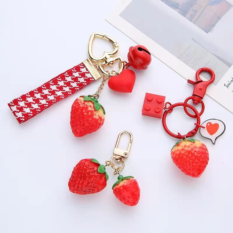 Strawberry Keychain Factory - OEM Custom PVC Resin Heart Design