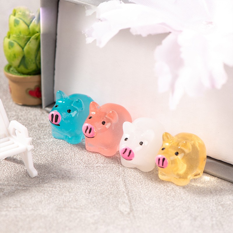 Resin Animal Ornaments Manufacturer - OEM Custom Luminous Pig Design