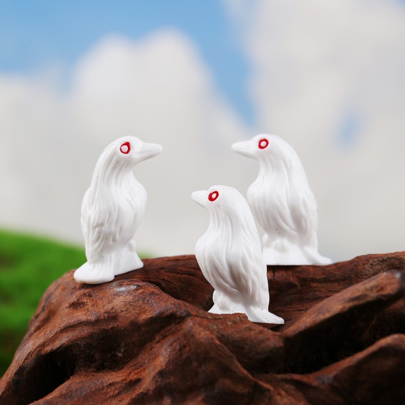 Crow Resin Ornament Manufacturer - OEM Custom Black White Design