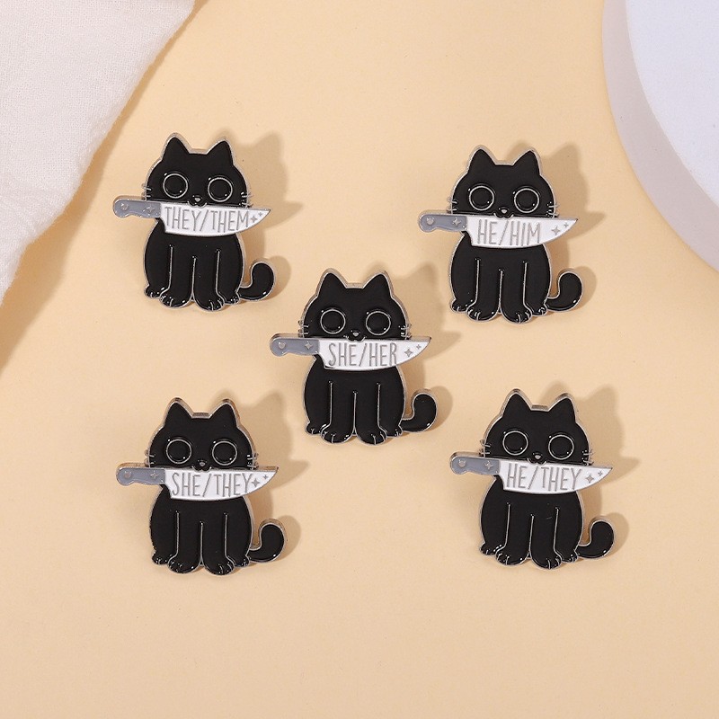 Animal Pin Manufacturer - Cartoon English Collar Pin