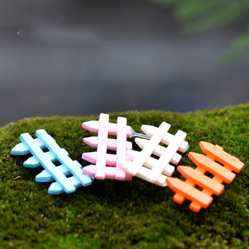 Garden Fence Factory - OEM Custom Plastic Picket Decor