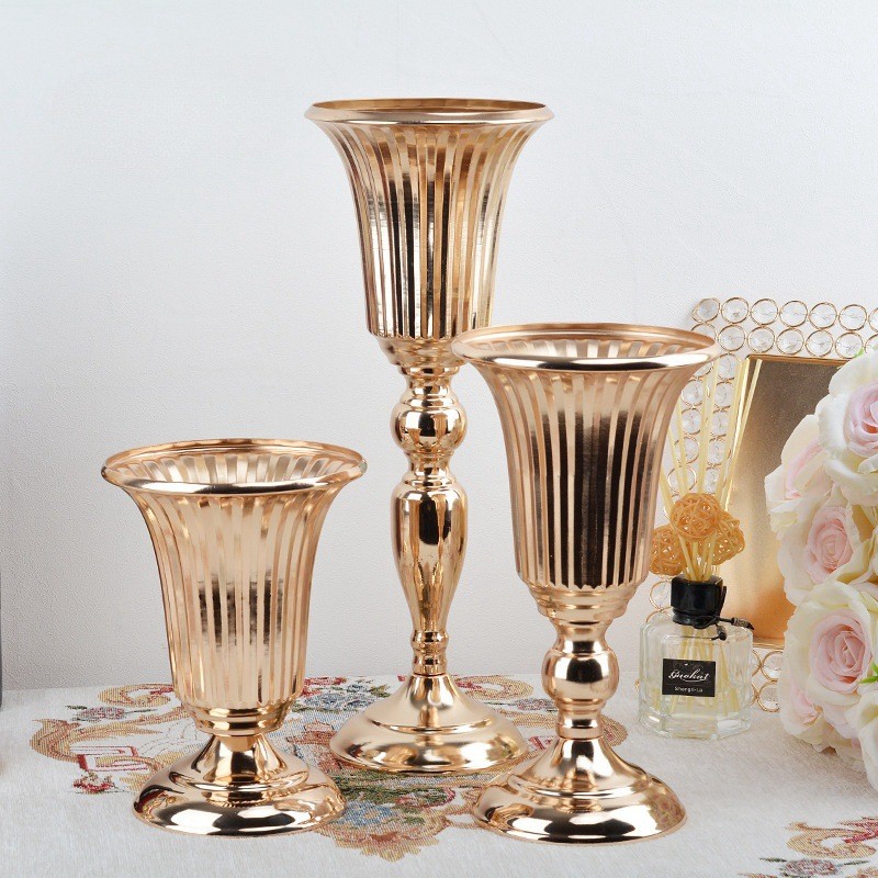 Candle Holder Factory - Gold Wedding Flower Stand and Vase Decor