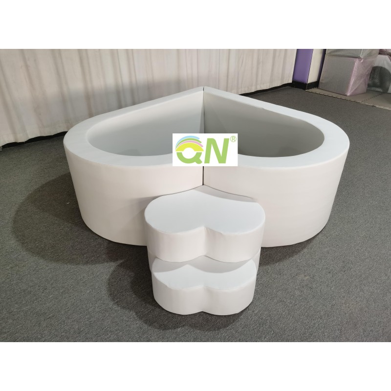 Ball Pool Equipment Manufacturer - Luxury Heart Shape Pastel Soft Play