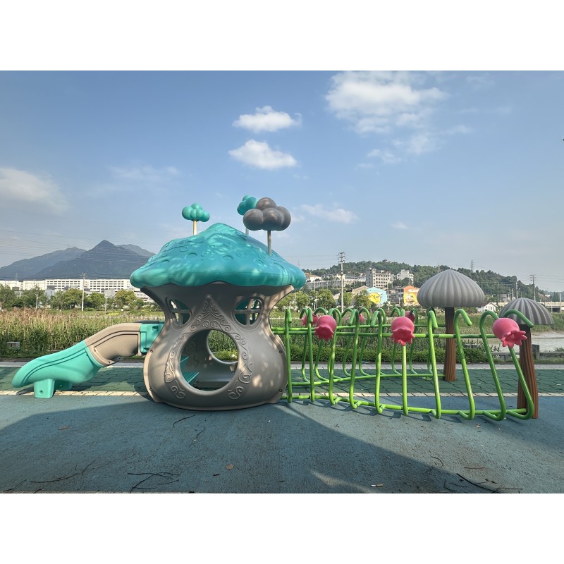 Playground Equipment Factory - Attractive Children Plastic Playhouse