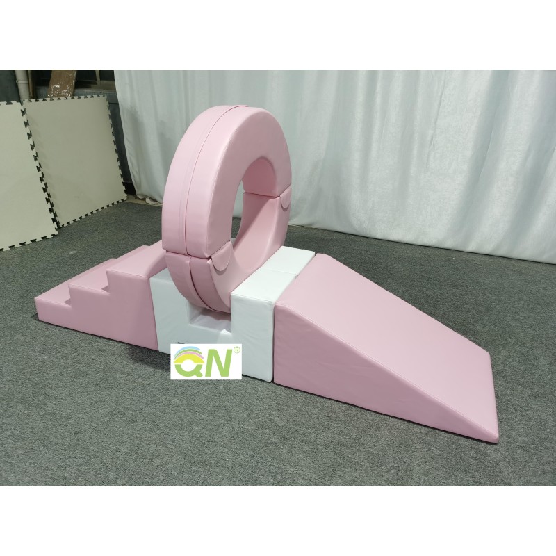 Ball Pool Equipment Manufacturer - Luxury Heart Shape Pastel Soft Play