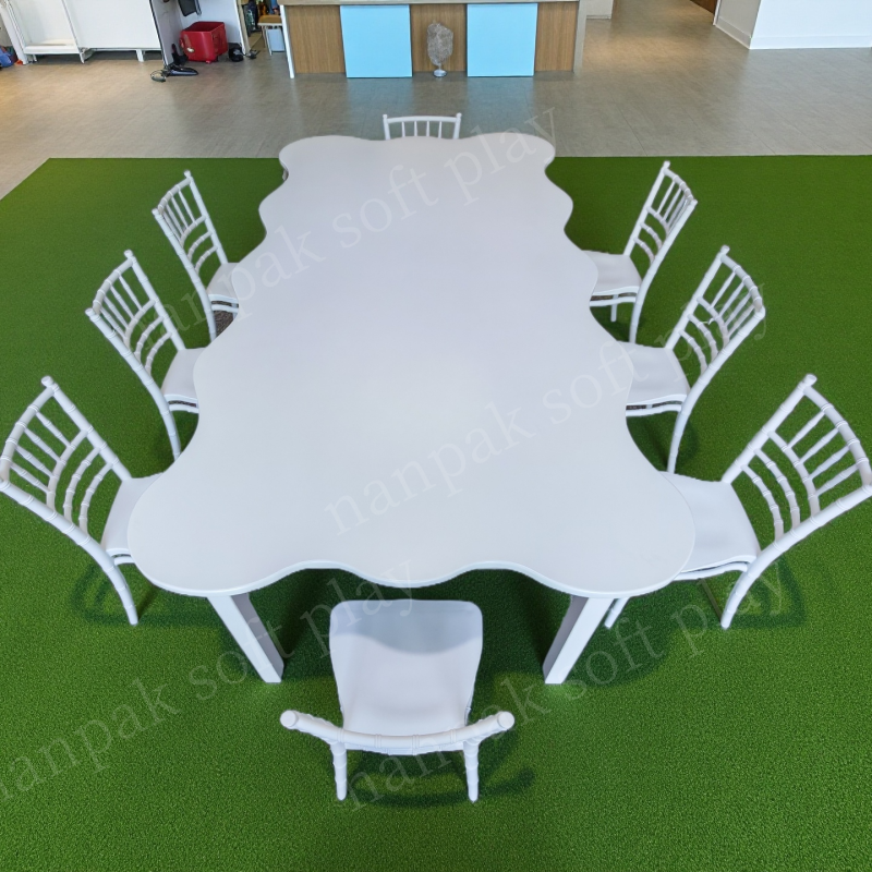 Party Equipment Manufacturer - Wave Square Table with White Chair