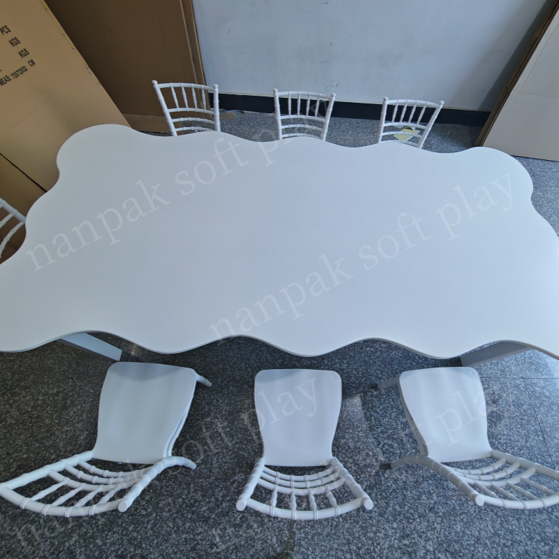 Party Equipment Manufacturer - Wave Square Table with White Chair