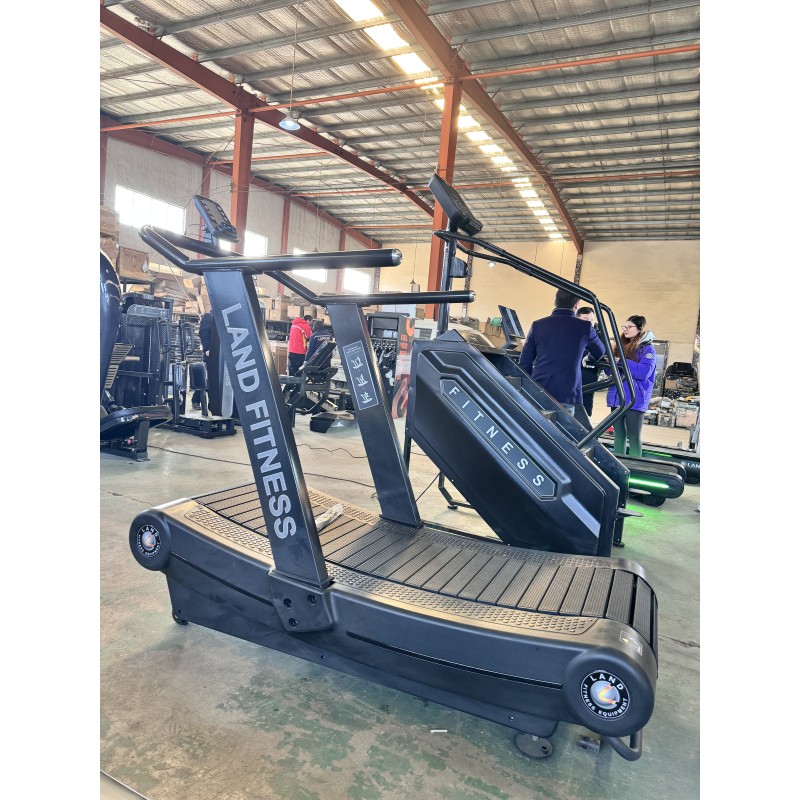 Commercial Treadmill Manufacturer - Curved Running Machine for Gym Use