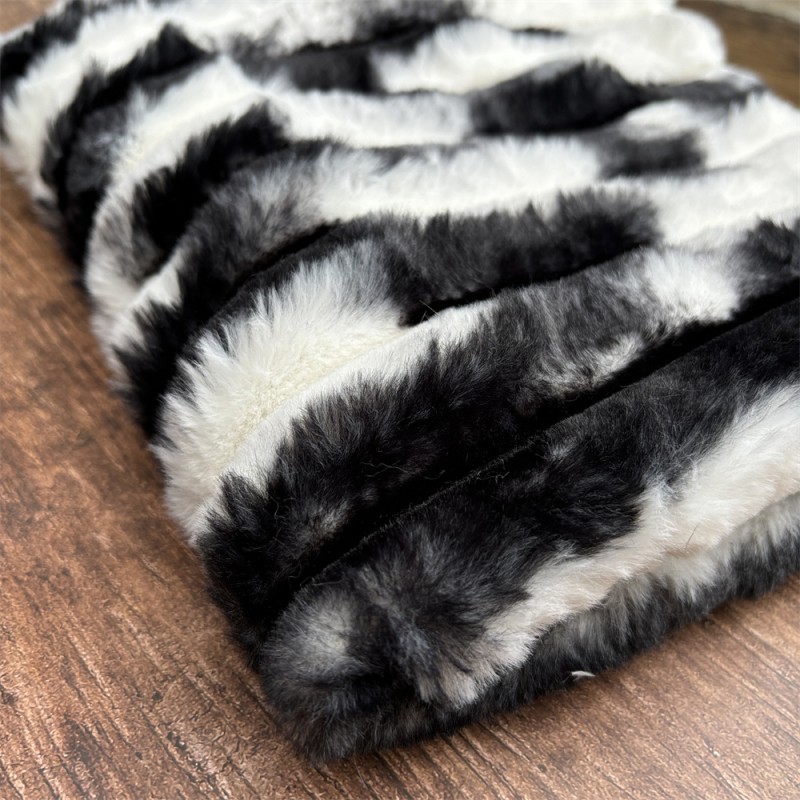 Throw Pillow Manufacturer - Fashion Black White Hair European