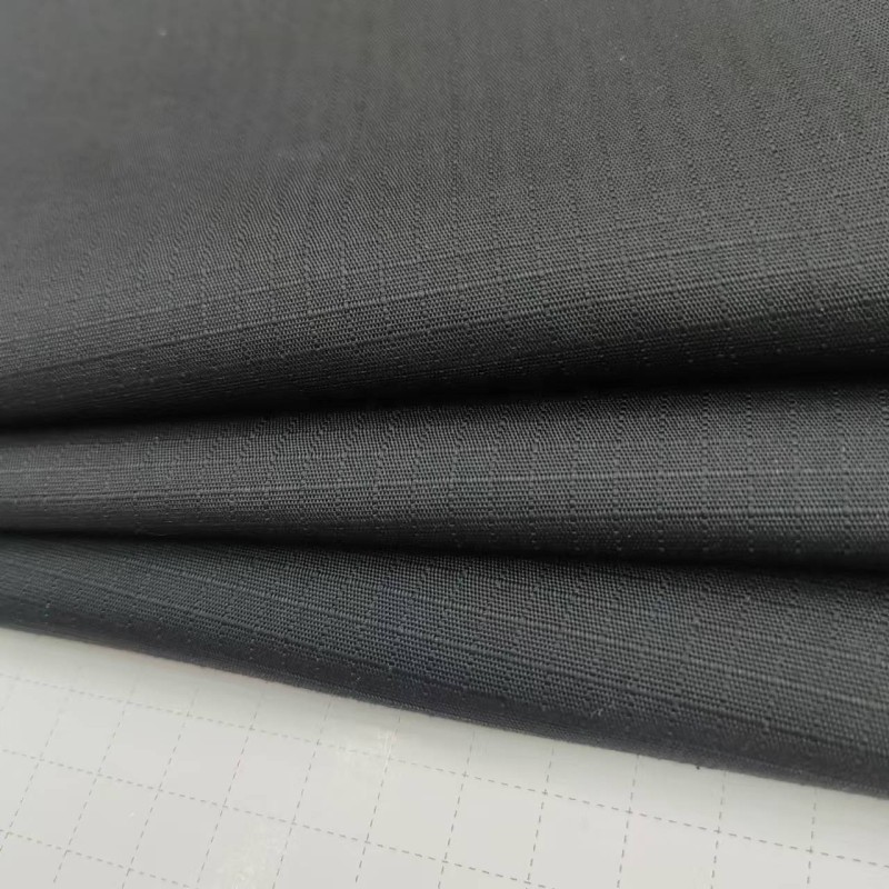 Ripstop Fabric Manufacturer - 65% Polyester 35% Cotton Twill