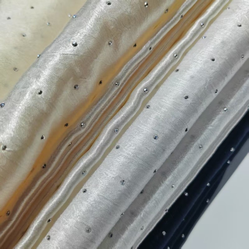 Crepe Fabric Supplier - Woven Polyester Satin Diamond Print