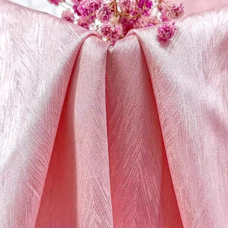 Como Crepe Manufacturer - High Stretch Polyester Fabric