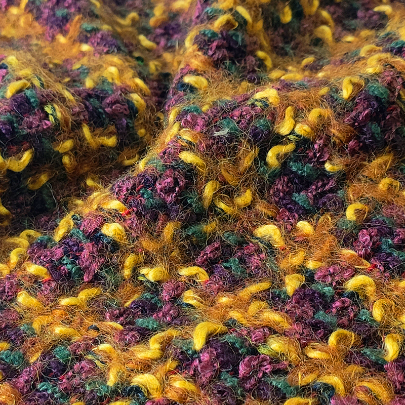 Jacquard Wool Fabric Manufacturer - 405GSM Blended Woolen