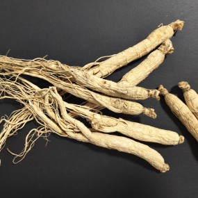 Natural Dried Mulberries Supplier - No Additives Sweet