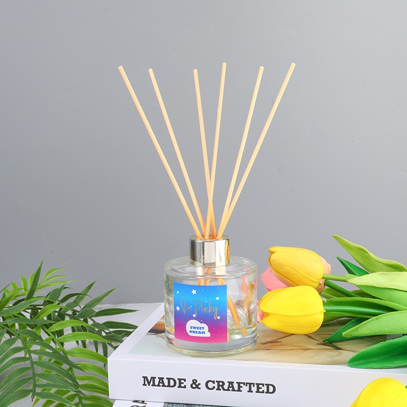 Custom logo Luxury Home Fragrance 5 Aroma Stick Diffuser 100ml Glass Bottle Reed Diffuser Flame Less Long Lasting Home Diffuser