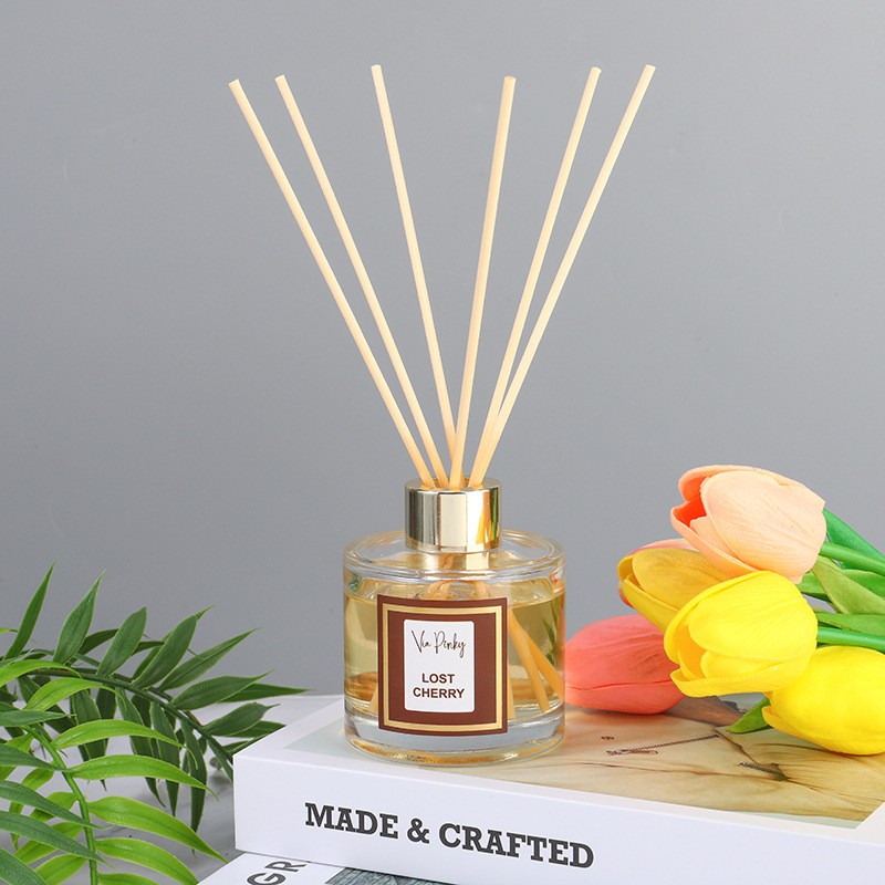 Wholesale 100ml Square Glass Flower Reed Diffuser Sets Long Lasting 5 Aroma Stick Light Fragrance Women Flameless Reed Diffuser