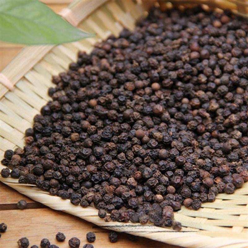Black Peppercorn Manufacturer - Vietnam Spices Quality