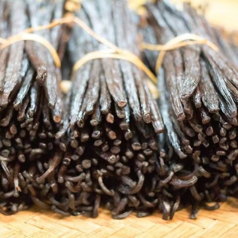 Vanilla Bean Supplier - Baked Goods Custom