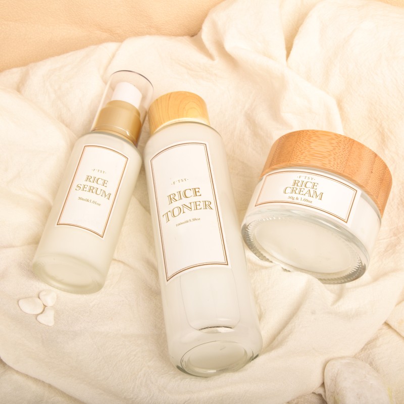 Korea Natural Rice Skin Care Set Organic Toner Anti Aging Whitening Cream Hydrating Serum Rice Essence Face Care Set OEM